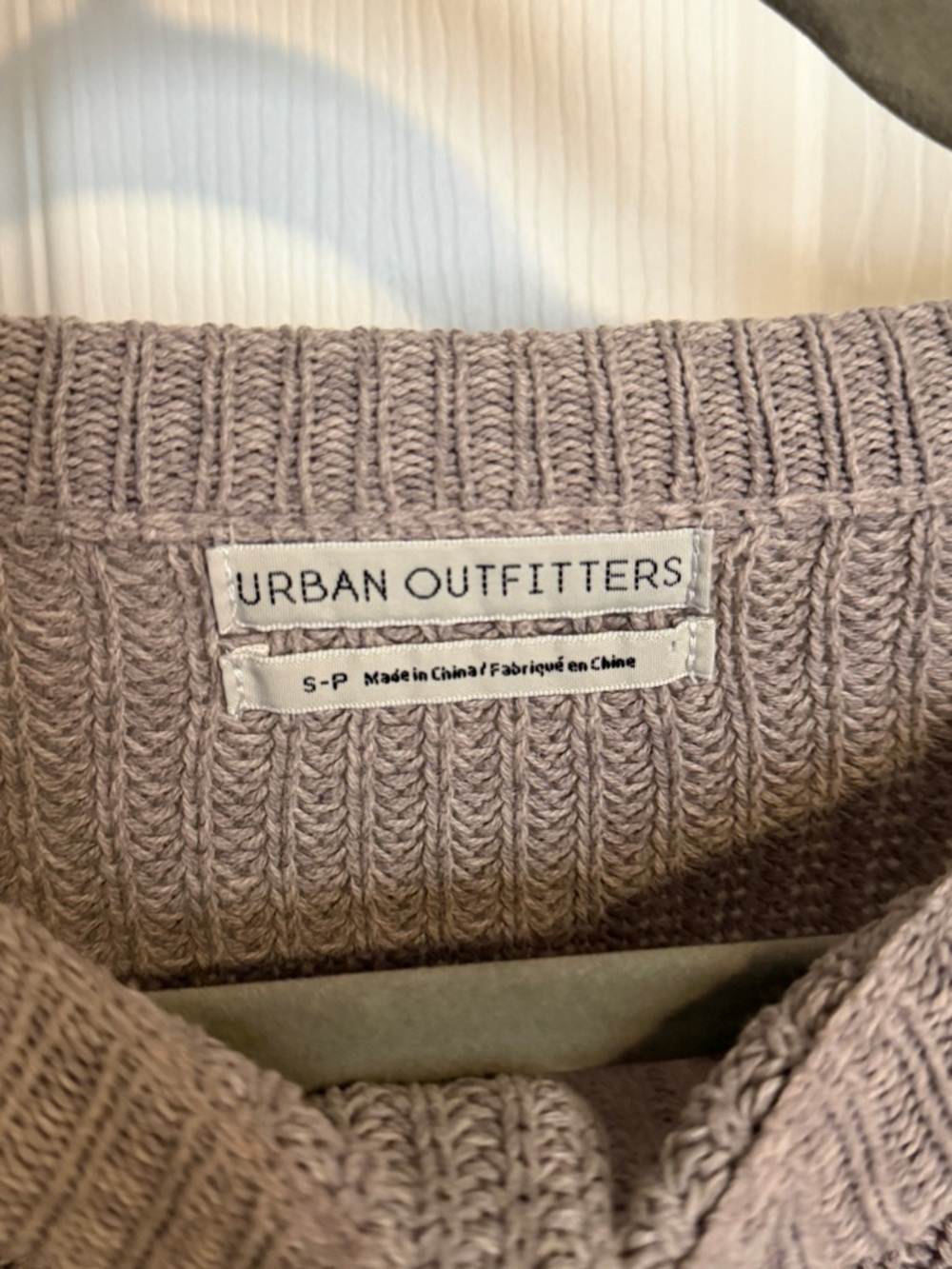 Urban Outfitters Cropped Knit Sweater Size S Beige Taupe Chunky Cozy - Picture 4 of 5